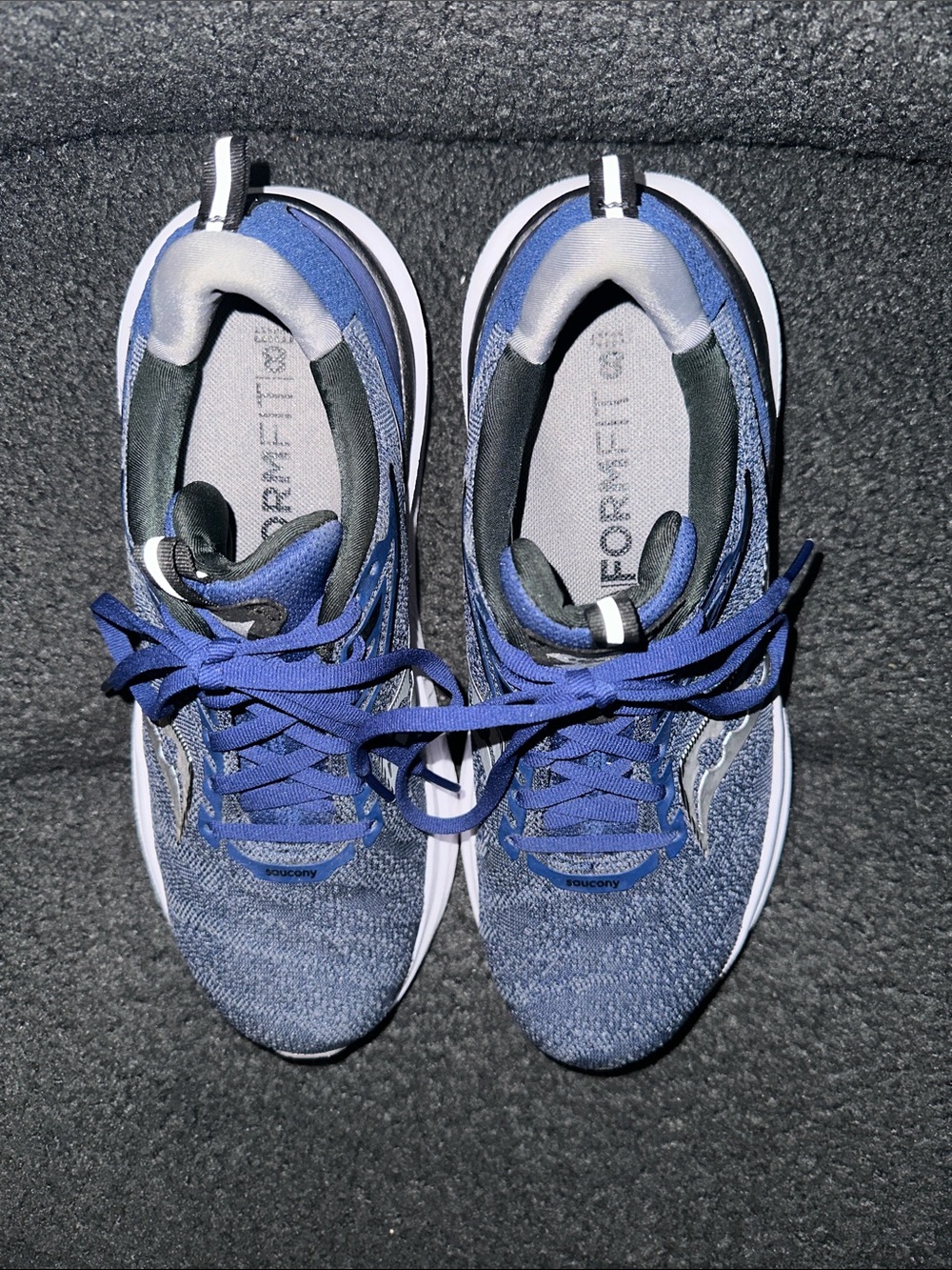 SAUCONY echelon 9 shoe in indigo/black size M 7/W 8.5 - Picture 3 of 10